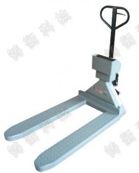 3����Ӳ�܇(ch��)�ӏS(ch��ng)�҈�(b��o)�r(ji��)